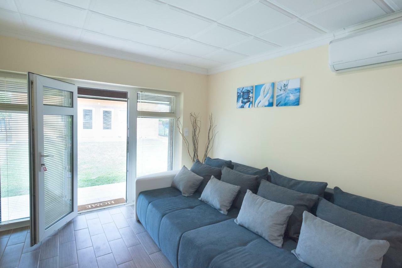 Bier-Lak Apartman House 71 Balatonlelle Exterior photo