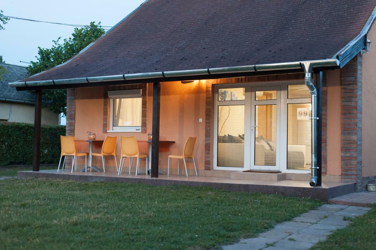 Bier-Lak Apartman House 71 Balatonlelle Exterior photo