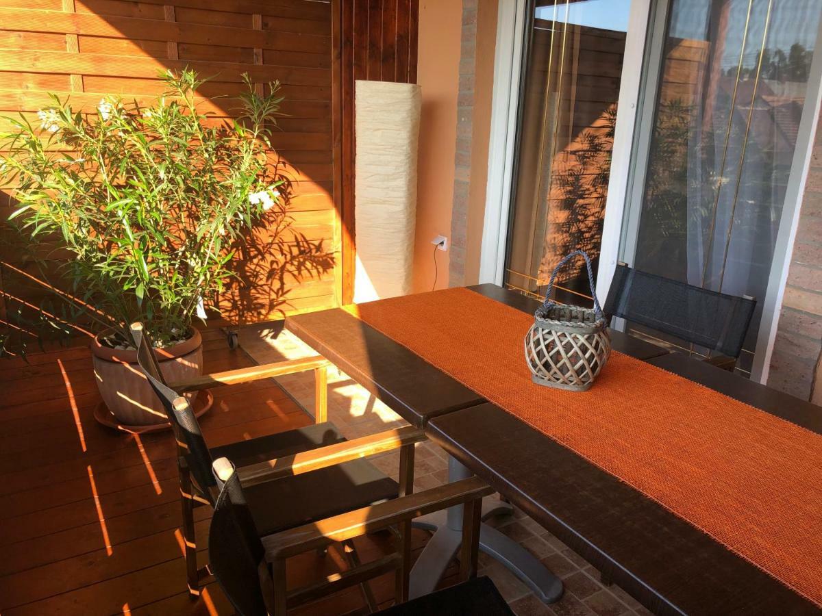 Bier-Lak Apartman House 71 Balatonlelle Exterior photo